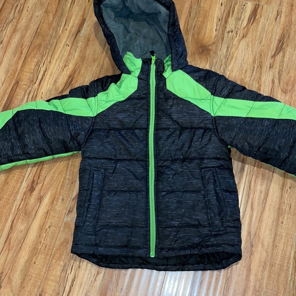 🌹London Fog winter jacket (super warm) Kids‎ size medium 8